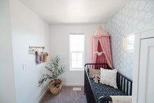 Carregar imagem no visualizador da galeria, Amorette Wallpaper by Melissa Johnson Design