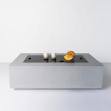 Carregar imagem no visualizador da galeria, Modern Blaze Lumera Linear Concrete Fire Pit Table
