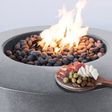 Carregar imagem no visualizador da galeria, Modern Blaze Oblica Round Concrete Fire Pit Table