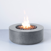 Carregar imagem no visualizador da galeria, Modern Blaze Oblica Round Concrete Fire Pit Table