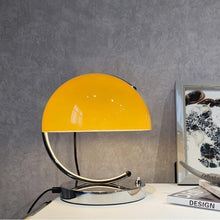 Load image into Gallery viewer, Nostal Table Lamp