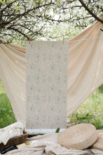 Carregar imagem no visualizador da galeria, Austen Wallpaper by Of Lilies and Fields