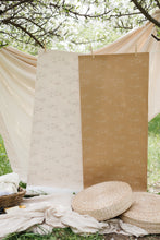 Carregar imagem no visualizador da galeria, Bennet Wallpaper by Of Lilies and Fields