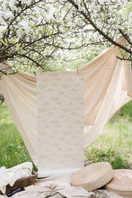 Carregar imagem no visualizador da galeria, Pemberley Wallpaper by Of Lilies and Fields