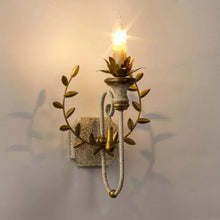 Carregar imagem no visualizador da galeria, Perach Wall Lamp