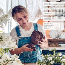 Carregar imagem no visualizador da galeria, Bronze Goddess Statue Outdoor Planter