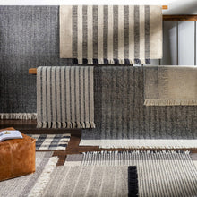 Cargar imagen en el visor de la galería, Chilliwack Gray Plaid Wool Rug