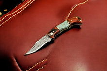 Cargar imagen en el visor de la galería, Custom Handmade Damascus Pocket Knife – Epoxy Resin Handle