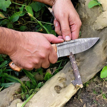 Load image into Gallery viewer, Custom Handmade Damascus Hunting Knife – Olive Wood Handle