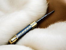 Carregar imagem no visualizador da galeria, Exotic Blue Wood Damascus Pocket Knife | Back Lock