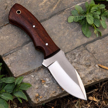 Load image into Gallery viewer, Custom Handmade Hunting Knife – High-Carbon Steel Blade