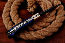 Carregar imagem no visualizador da galeria, Custom Handmade Damascus Pocket Knife – Blue Exotic Wood