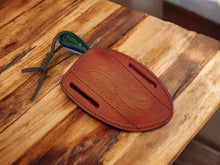 Carregar imagem no visualizador da galeria, Custom Handmade Bull Cutter Knife – Rasp Tool Steel Blade