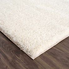 Carregar imagem no visualizador da galeria, Heavenly Solid Cream Plush Rug