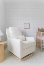 Carregar imagem no visualizador da galeria, Lyle Wallpaper by Megan Cabaj