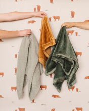 Carregar imagem no visualizador da galeria, Cow Wallpaper by Saranoni