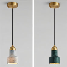 Carregar imagem no visualizador da galeria, Scarlett Alabaster Pendant Light