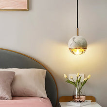 Carregar imagem no visualizador da galeria, Scarlett Alabaster Pendant Light