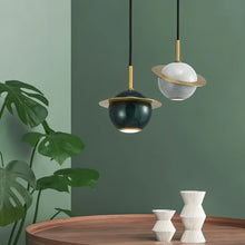Carregar imagem no visualizador da galeria, Scarlett Alabaster Pendant Light