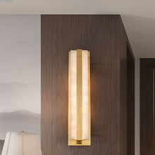 Carregar imagem no visualizador da galeria, Silex Alabaster Wall Lamp