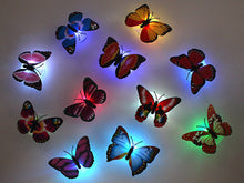 Carregar imagem no visualizador da galeria, Butterfly Light Sticker for Glowing Wall Decor in Walls and Kids Room