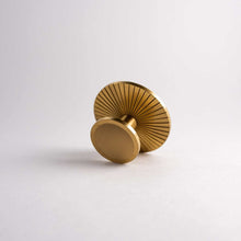 Cargar imagen en el visor de la galería, Sunburst, Solid Brass Cabinet Knobs