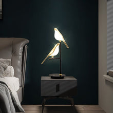 Load image into Gallery viewer, Swallow Table Lamp