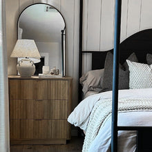 Load image into Gallery viewer, Artisan Inspired Round Table Lamp