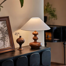 Carregar imagem no visualizador da galeria, Thelam Table Lamp