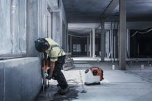 Carregar imagem no visualizador da galeria, Husqvarna 970493706 DM 540i Battery Powered Core Drill Kit