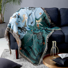Carregar imagem no visualizador da galeria, Underwater Mermaid Throw Blanket