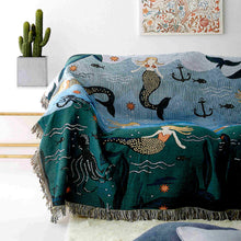 Carregar imagem no visualizador da galeria, Underwater Mermaid Throw Blanket