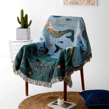 Carregar imagem no visualizador da galeria, Underwater Mermaid Throw Blanket