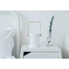 Carregar imagem no visualizador da galeria, USB Rechargeable & Portable Lamp with Foldable LED Light Feature