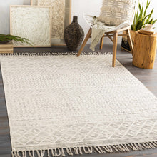 Load image into Gallery viewer, Valyermo Beige Hand Woven Cotton Rug