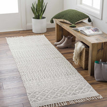 Load image into Gallery viewer, Valyermo Beige Hand Woven Cotton Rug