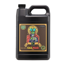 Carregar imagem no visualizador da galeria, CalMag 2-0-0 | Complete Calcium, Magnesium and Iron Plant Supplement