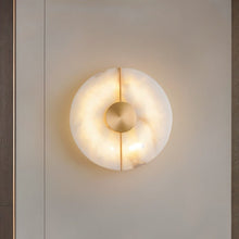 Carregar imagem no visualizador da galeria, Yohana Alabaster Wall Lamp