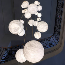 Cargar imagen en el visor de la galería, Yue Alabaster Customizeable Chandelier