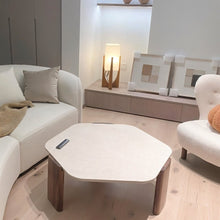 Carregar imagem no visualizador da galeria, Zenic Table Lamp