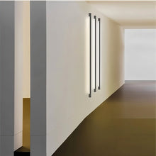 Load image into Gallery viewer, Zukruf Outdoor Wall Lamp