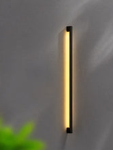 Load image into Gallery viewer, Zukruf Outdoor Wall Lamp