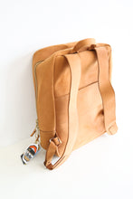Carregar imagem no visualizador da galeria, All Leather Professional Book Bag
