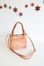 Carregar imagem no visualizador da galeria, Atlas Mini Crossbody Tote
