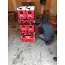 Carregar imagem no visualizador da galeria, Milwaukee 48-22-8460 PACKOUT™ 16QT Compact Cooler
