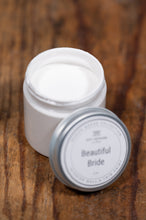 Carregar imagem no visualizador da galeria, Beautiful Bride - Manor Borne Wall Paint
