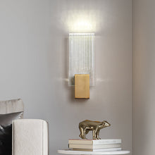 Cargar imagen en el visor de la galería, Ribbed Crystal Wall Sconce
