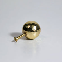 Load image into Gallery viewer, Astor Hammered Knob
