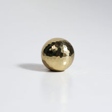 Load image into Gallery viewer, Astor Hammered Knob
