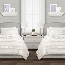 Cargar imagen en el visor de la galería, Belle Comforter Set Back To Campus Dorm Room Bedding
